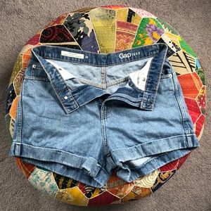 GAP Shorts - Original High Rise Short GAP Shorts - Original High Rise Short